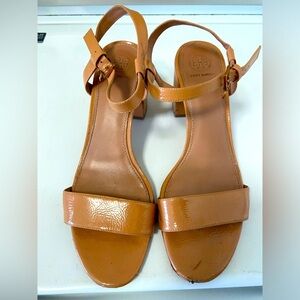 Tory Burch, Size 10 Laurel Tan sandals, dangle logo metal, a little worn $248